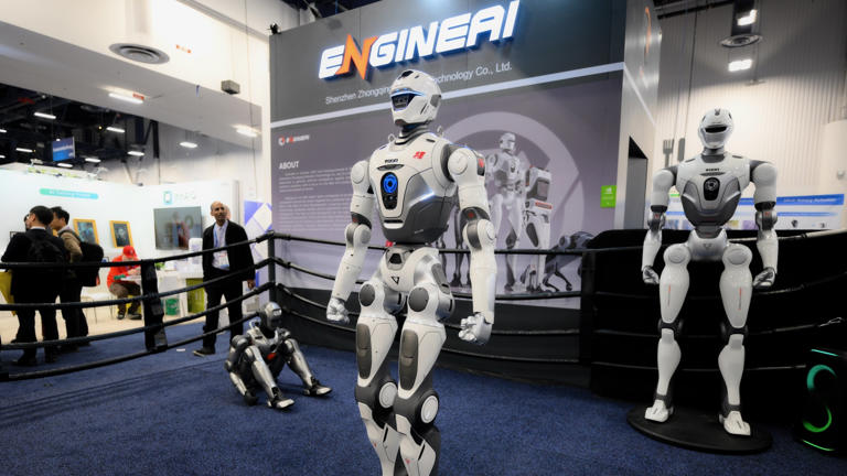 Trade show groups worry FCC will block foreign robots, drones from CES