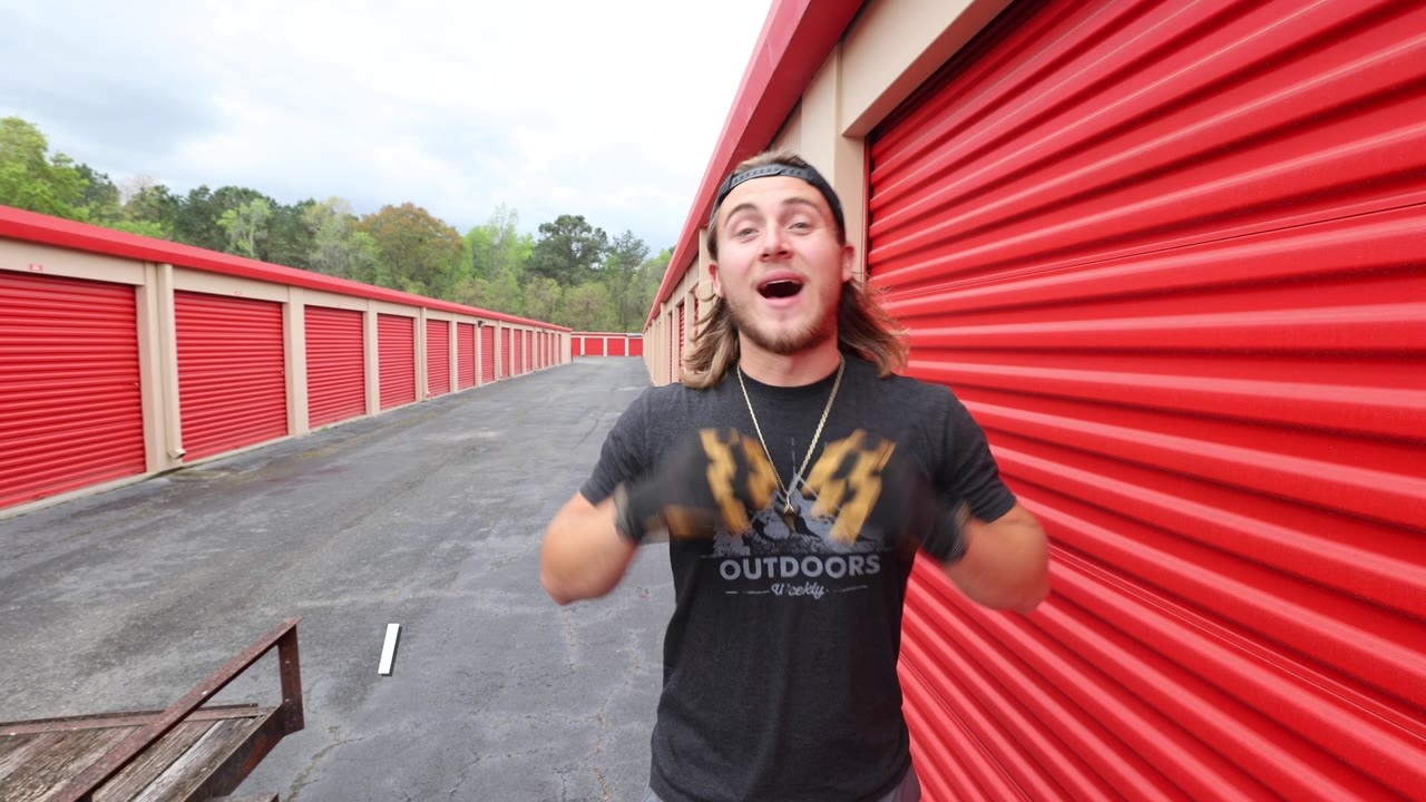 A $224 storage unit purchase turned into an instant multi-thousand ...