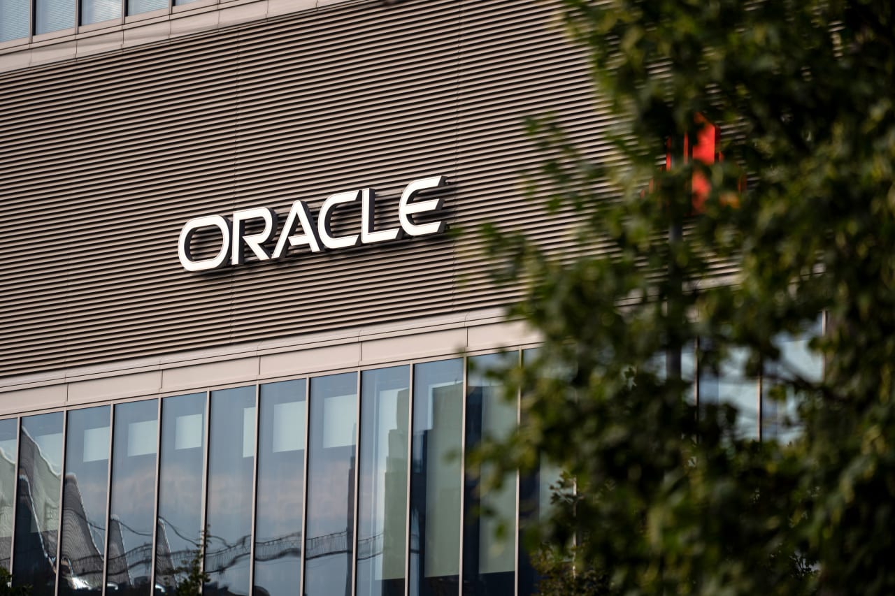 Oracle stock rises after solid earnings