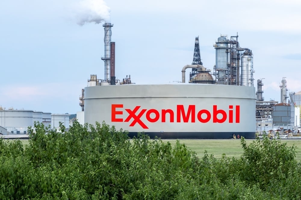 What's going on with Exxon Mobil shares on Thursday?