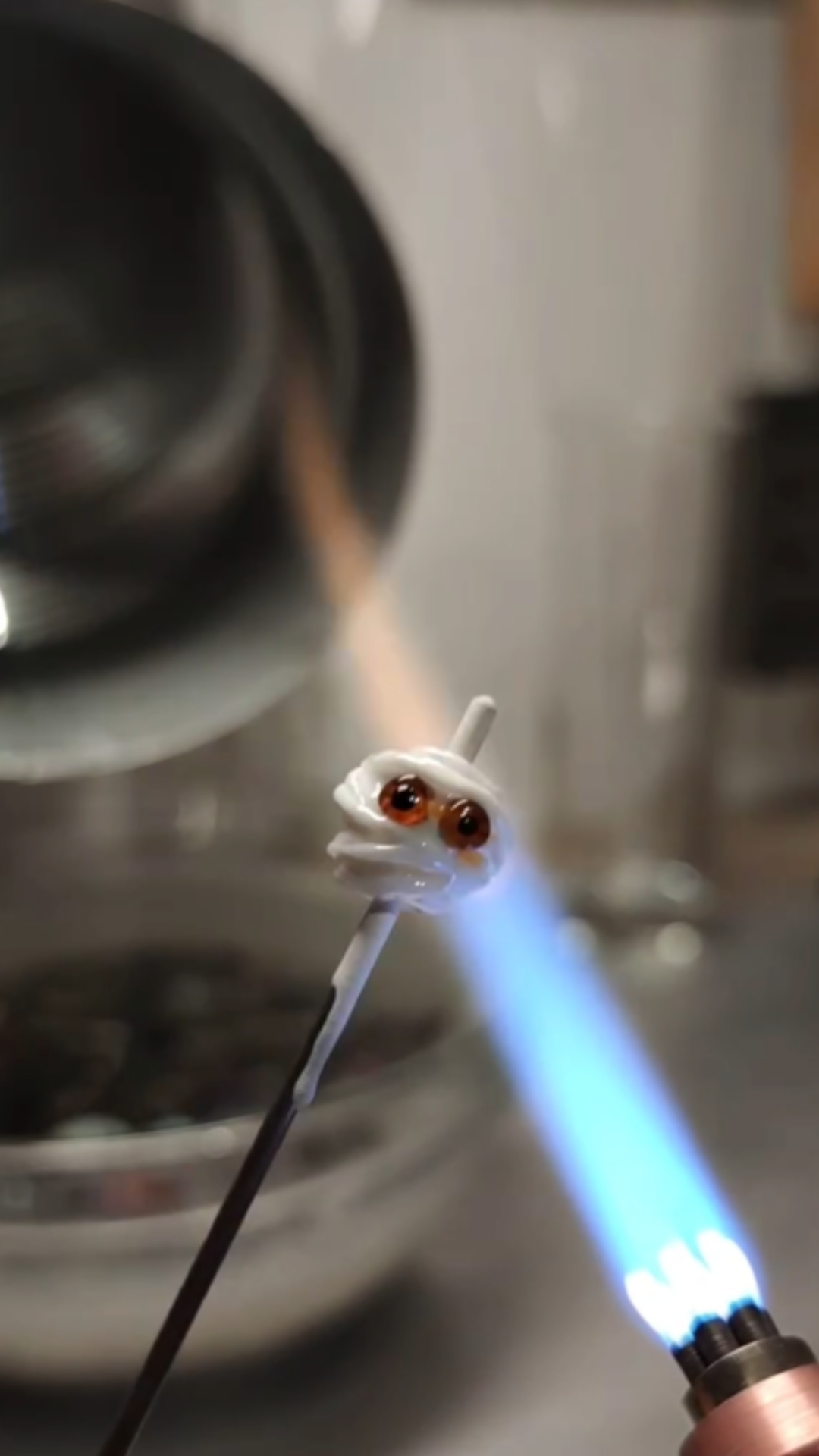 Building a glass fish sculpture through layers and detail