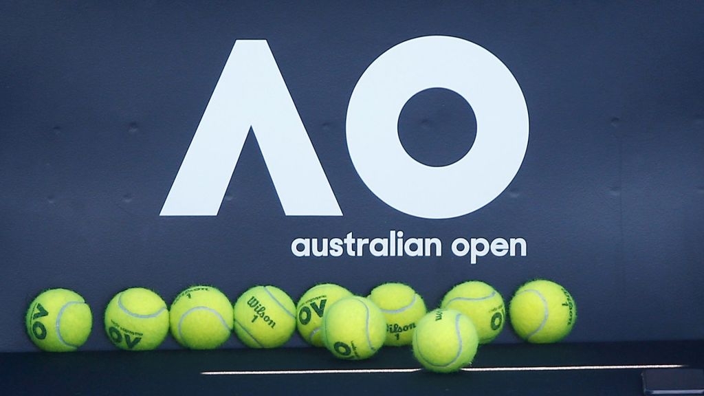 Australian Open reaffirms five-set format after CEO's comments