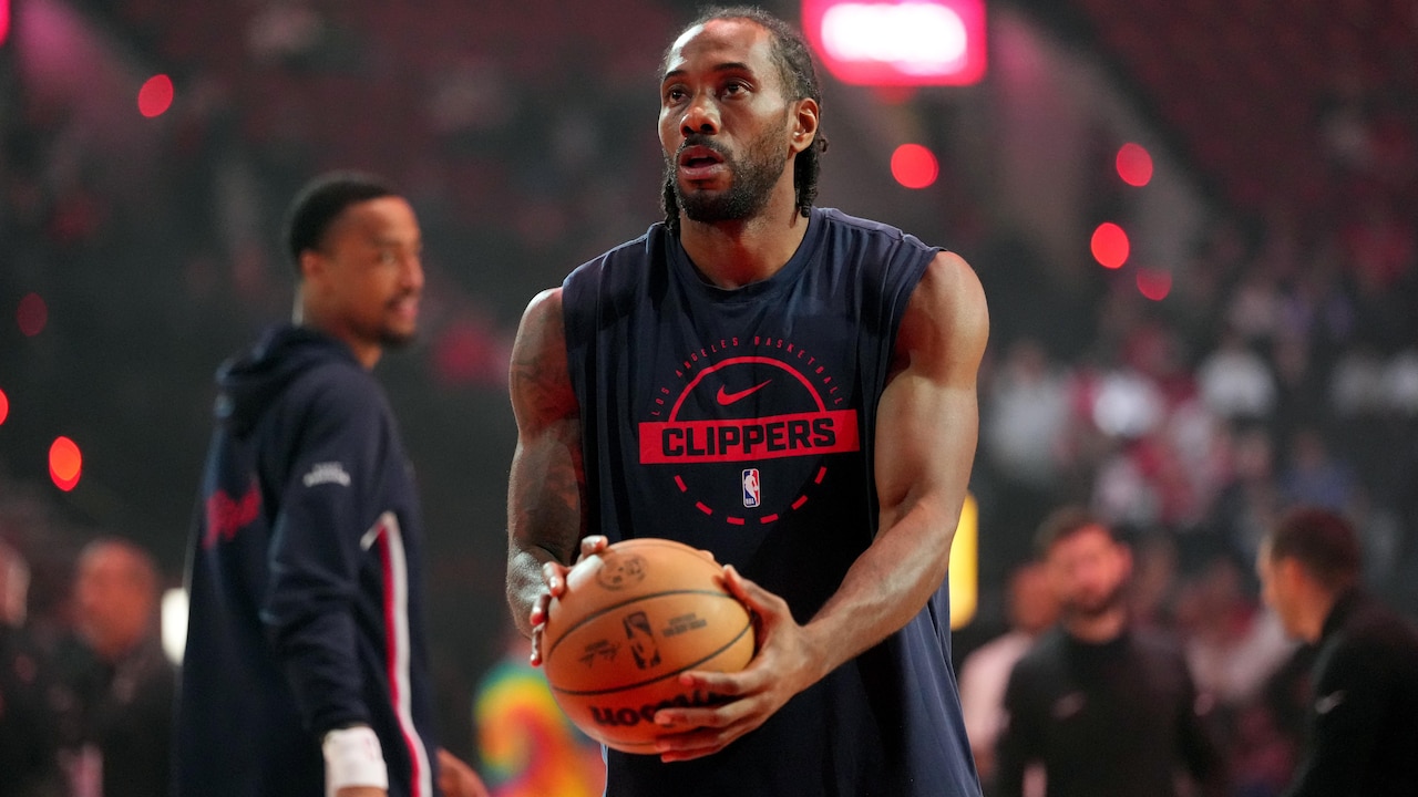 New Kawhi Leonard rumors reveal Raptors are 'eager' to complete trade with Clippers after NBA probe