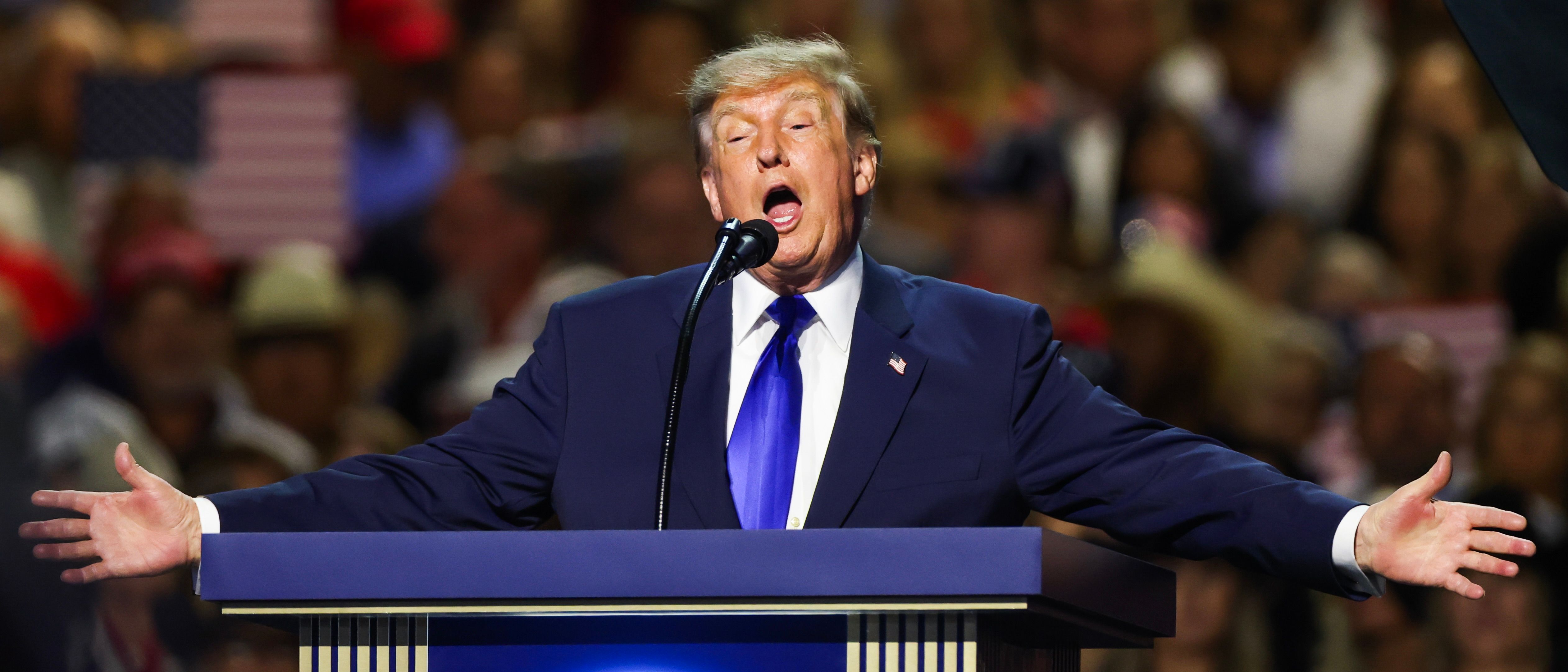 Bread and Circus: Trump's $5,000 dividend plan sets off bond market ...