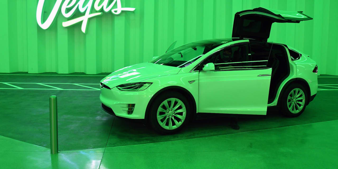 Elon Musk is pulling in even more cash. Meet his $23 billion underground venture