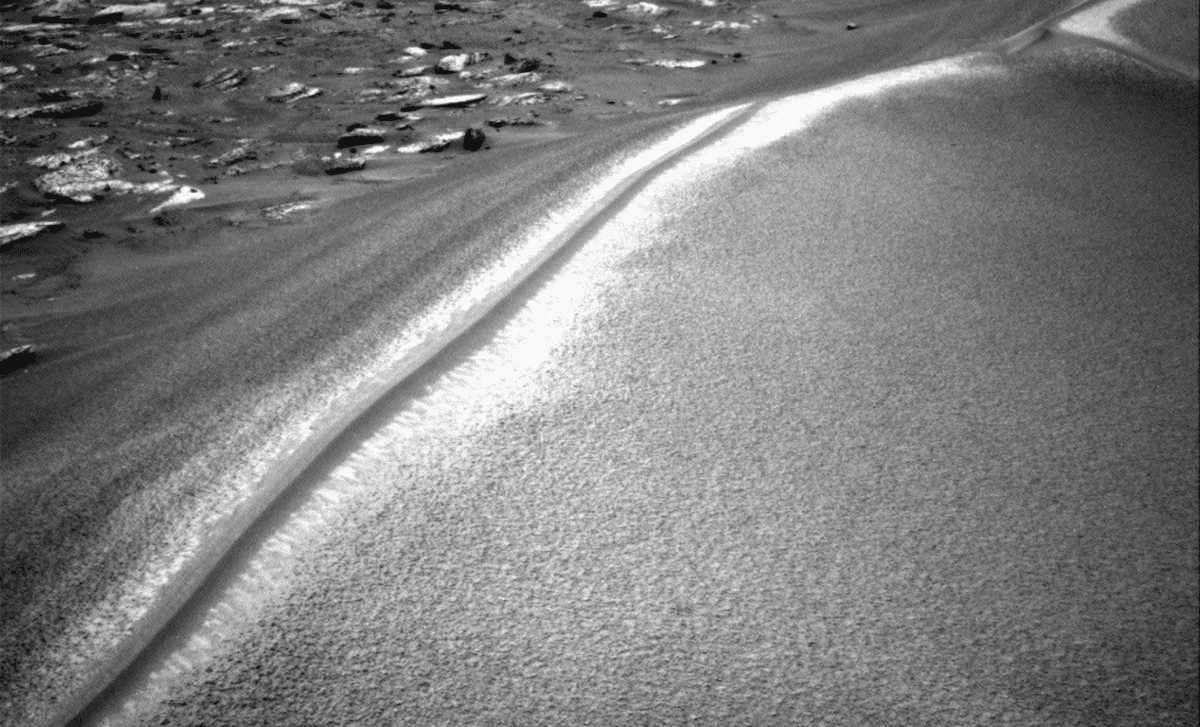 NASA’s Curiosity rover just hit 5000 days on Mars and made a major ...