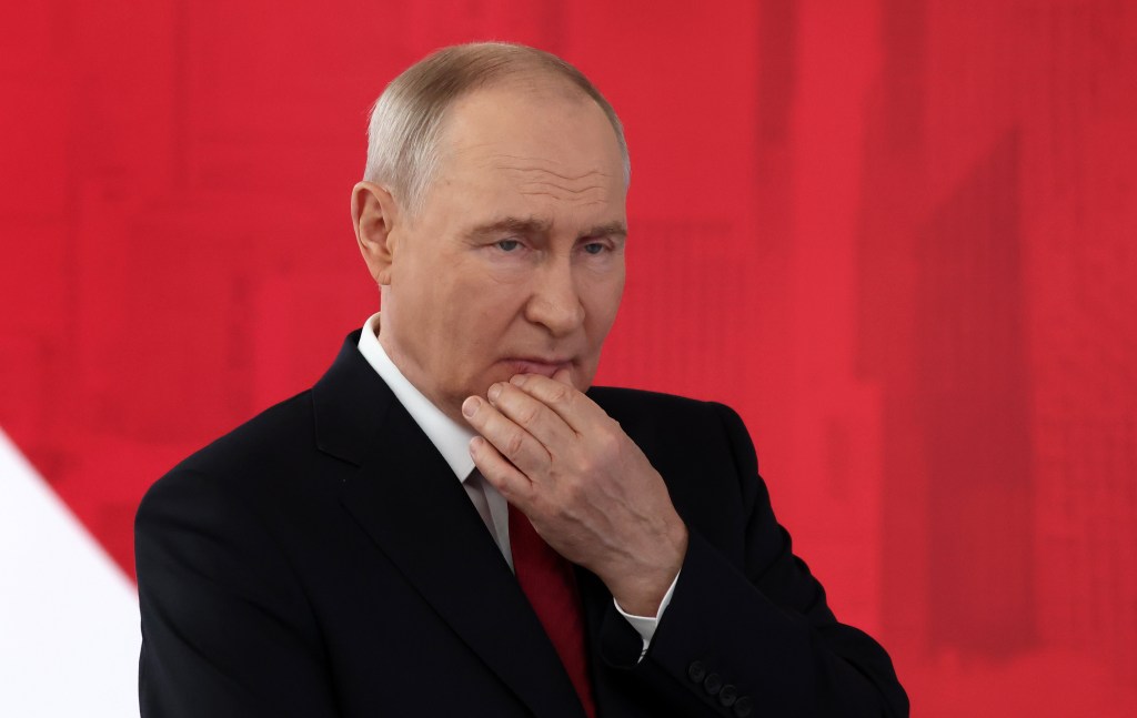 Plus size Putin Official Goes Viral For Heavy Physique Can t Push Him 