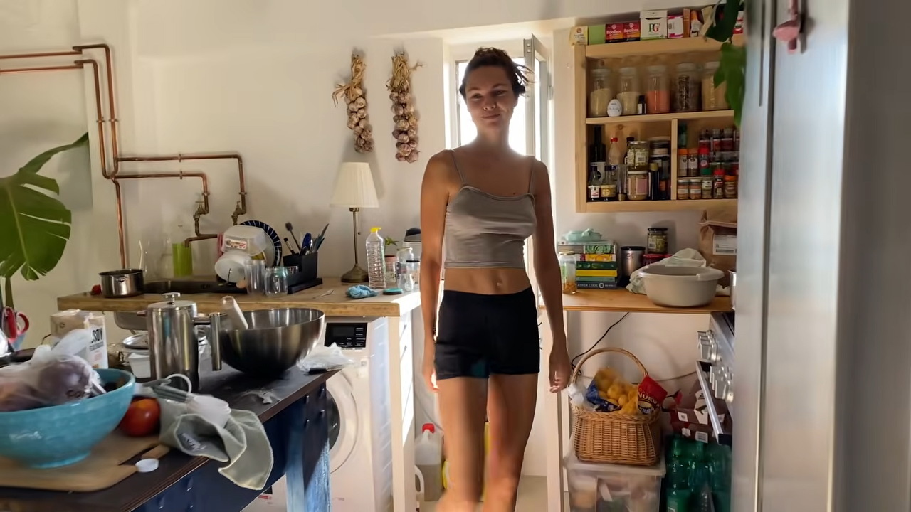 I tried making tomato sauce from scratch