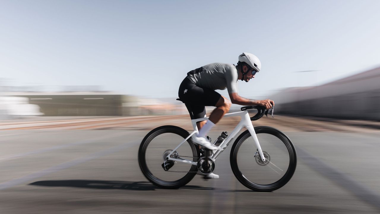 Enve's Melee 2 is lighter and faster than the original