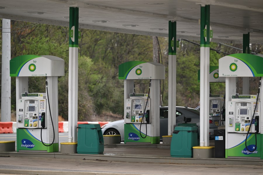How will gas prices affect the midterms in Virginia?