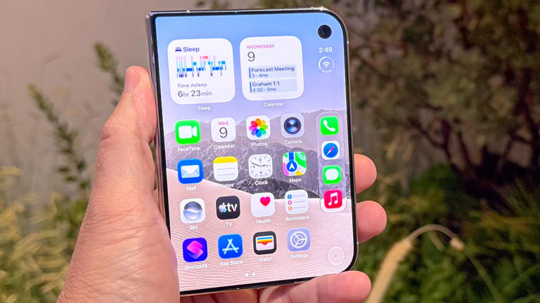 iPhone duo: Analysts react to Apple's first foldable