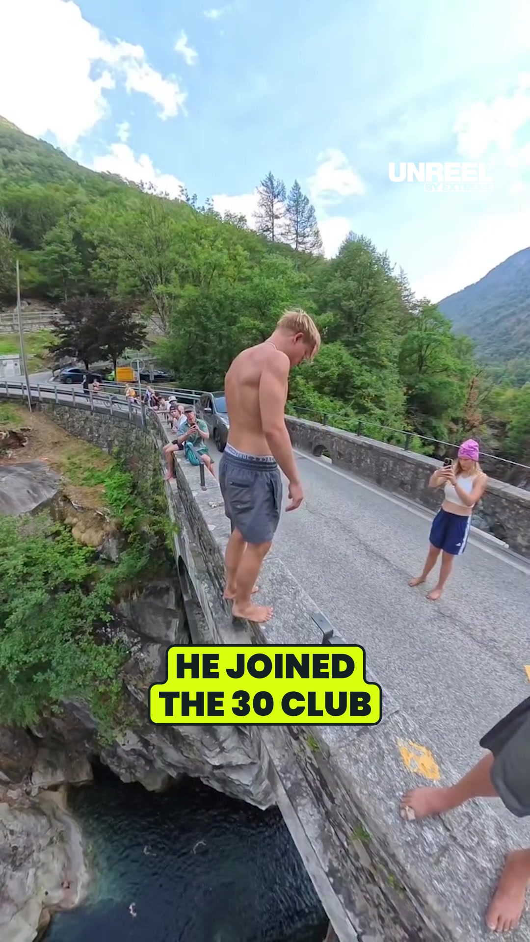 30 meter bridge jump! Unreel & Gildemaxxer tackle canyon freefall