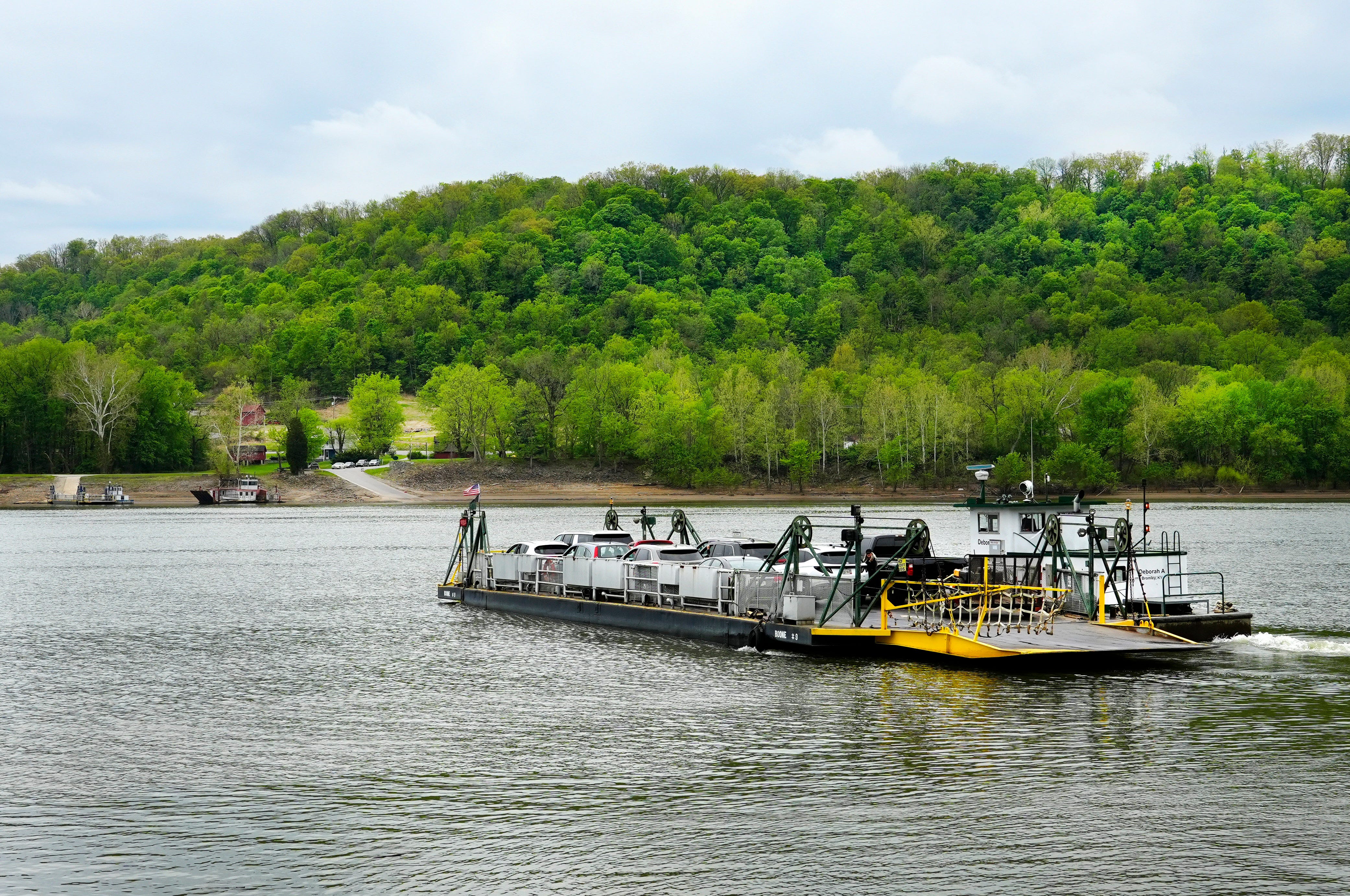 How many ferries cross the Ohio River? Just askin'