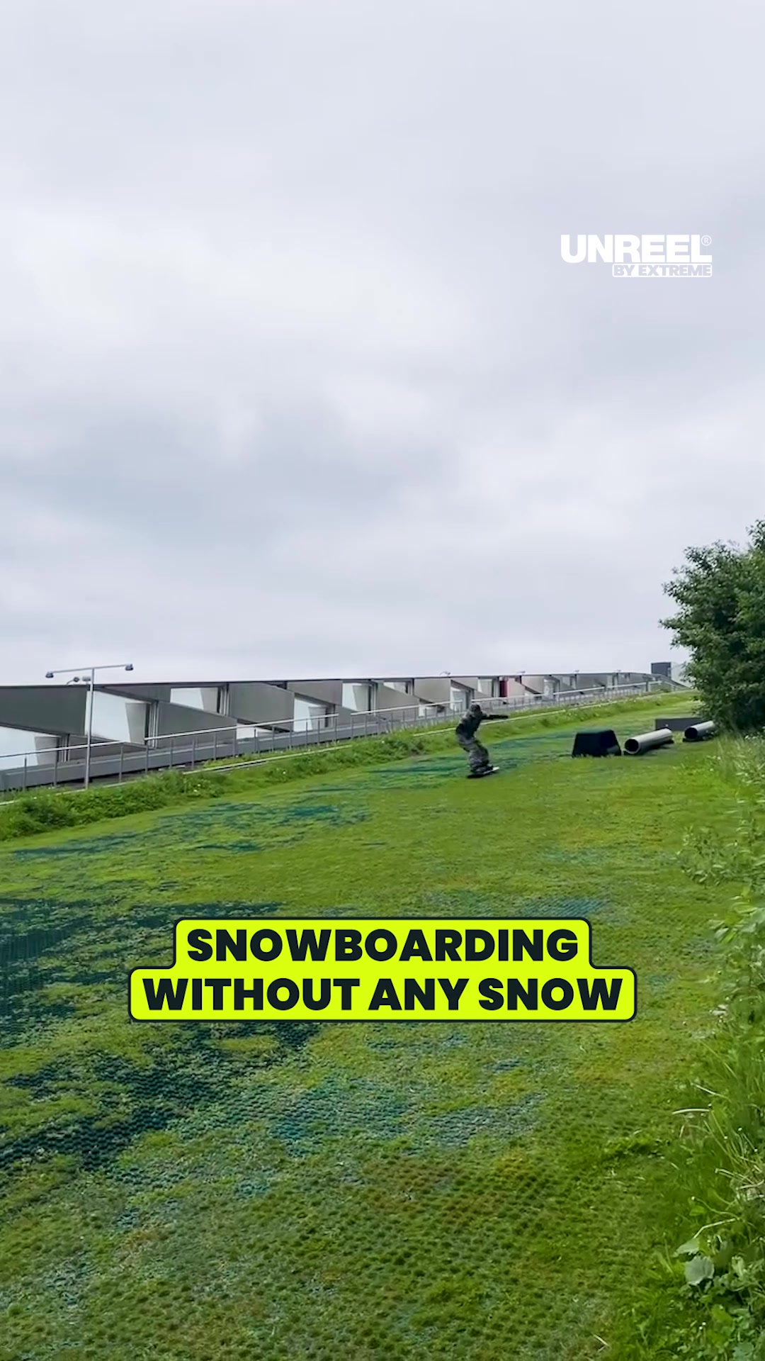 Noah Bjarne Rosen lands epic dry slope double backflip | Snowboard ...