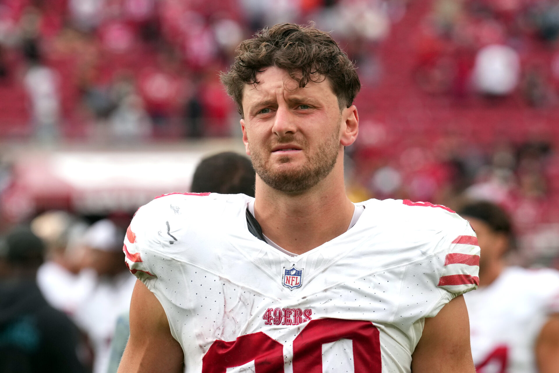 49ers latest injury update on Jake Tonges after exiting Rams game