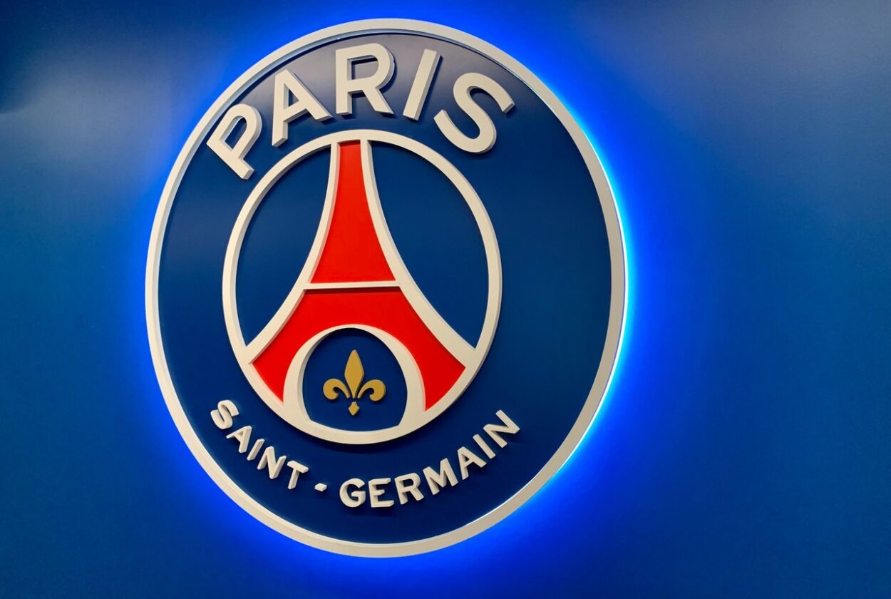 En images. Le PSG va sortir un maillot hommage à un gardien mythique