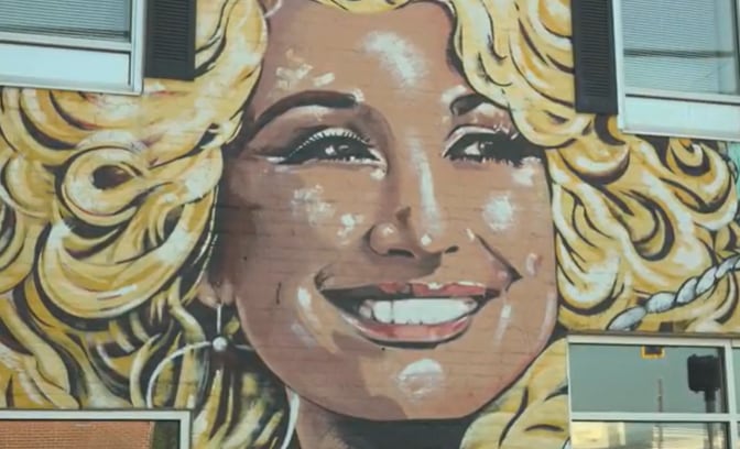 The Dolly Walk: Ringgold event celebrates Parton's legacy