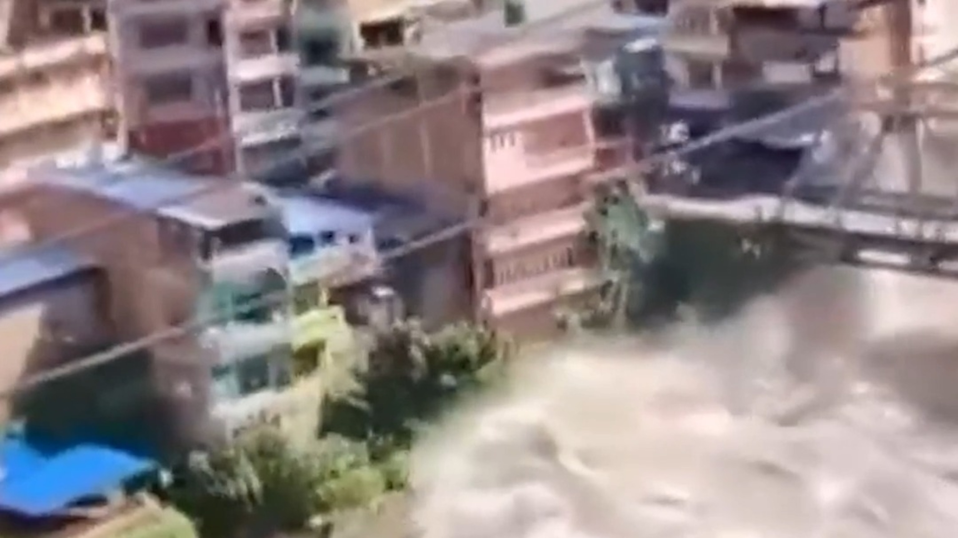 Hundreds dead and thousands missing in massive Nepal-Tibet flood