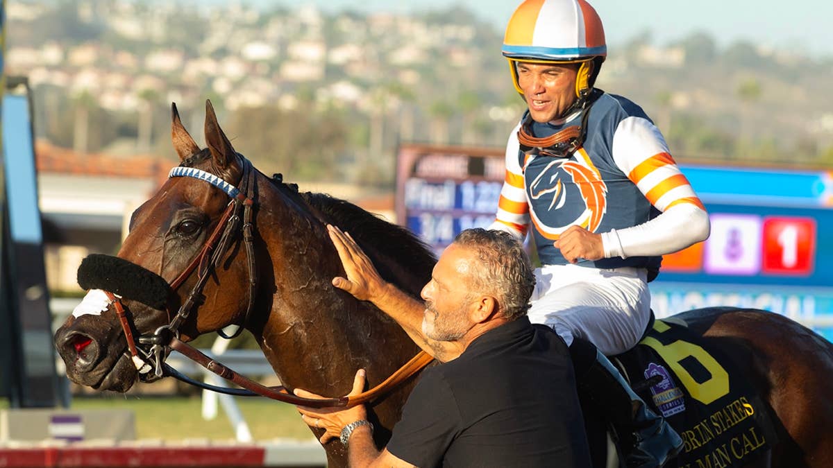 Iron Man Cal gloves Breeders' Cup Dirt Mile slot with Pat O'Brien win