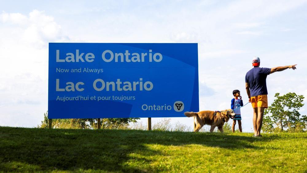 canada-installs-large-lake-ontario-sign-in-latest-jab-at-us
