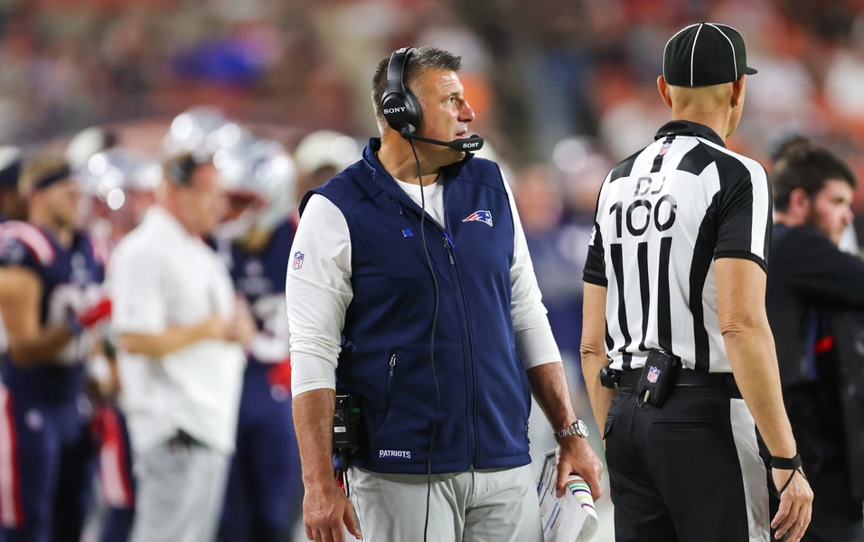 vrabel-says-depth-role-led-to-boutte-trade-to-texans