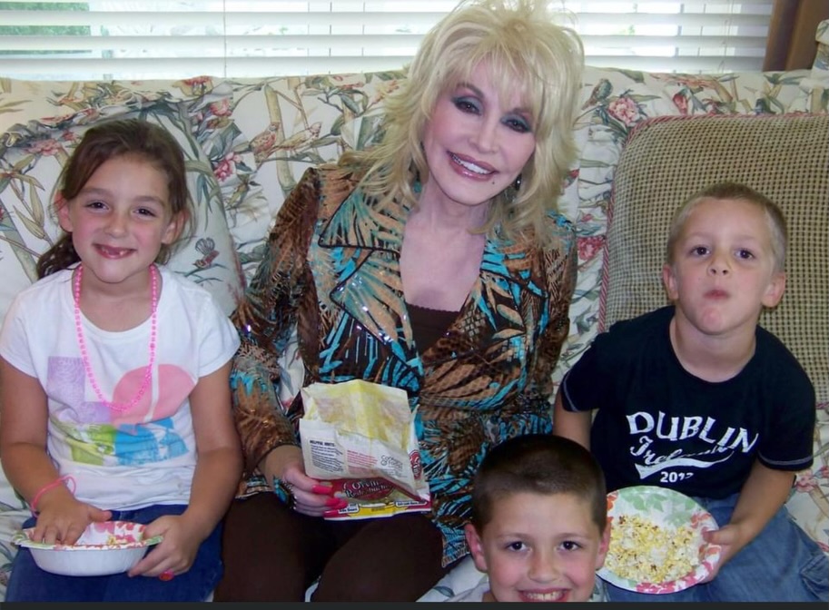 Dolly Parton's niece confirms star's burial: ‘Laid to rest yesterday'