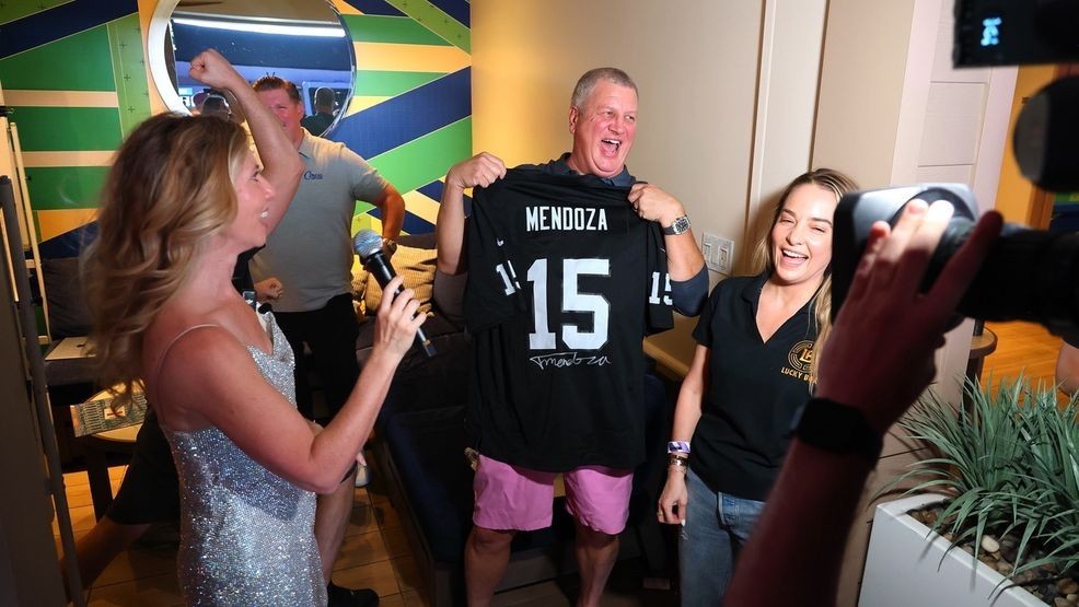 Circa hosts inaugural 100K Legacy League draft at Stadium Swim