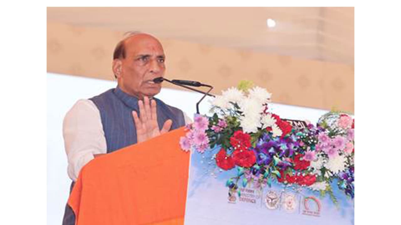 Rajnath Singh, Yogi Adityanath launch Rs 100 cr projects in Lucknow