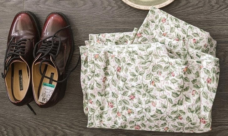 14 people who scored vintage treasures at flea markets for almost nothing