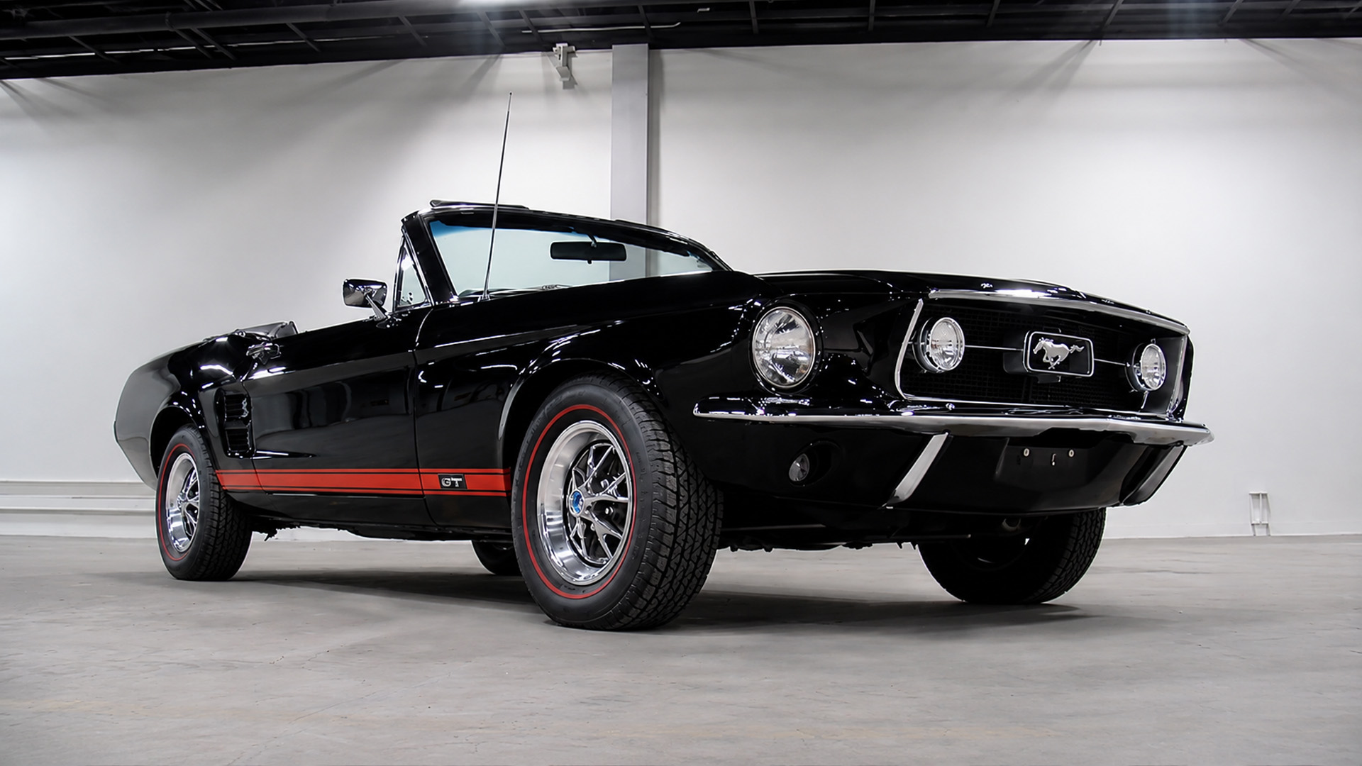 Showcase of Rare Classic Convertible Muscle Cars