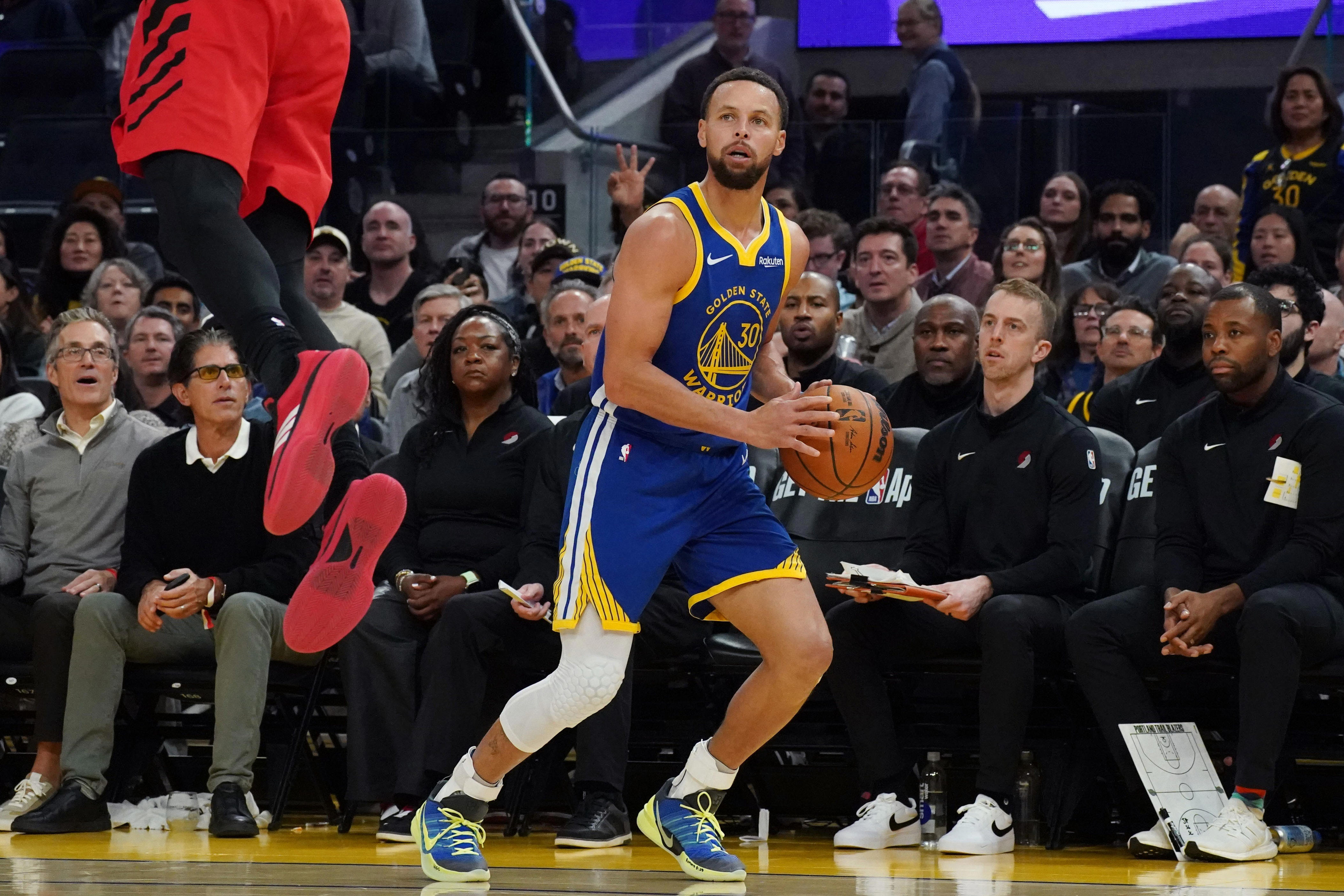 Stephen Curry Golden State Warriors 2025-26 regular season highlights