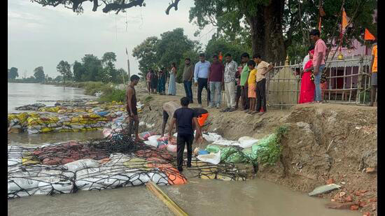 3 more bodies recovered from Narayani in Kushinagar, toll reaches 17
