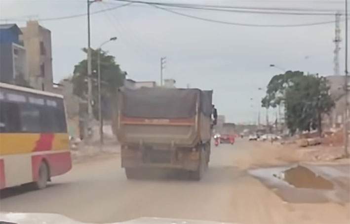 Trường hợp đầu tiên bị phạt vì dùng xe biển trắng chở hàng có thu tiền
