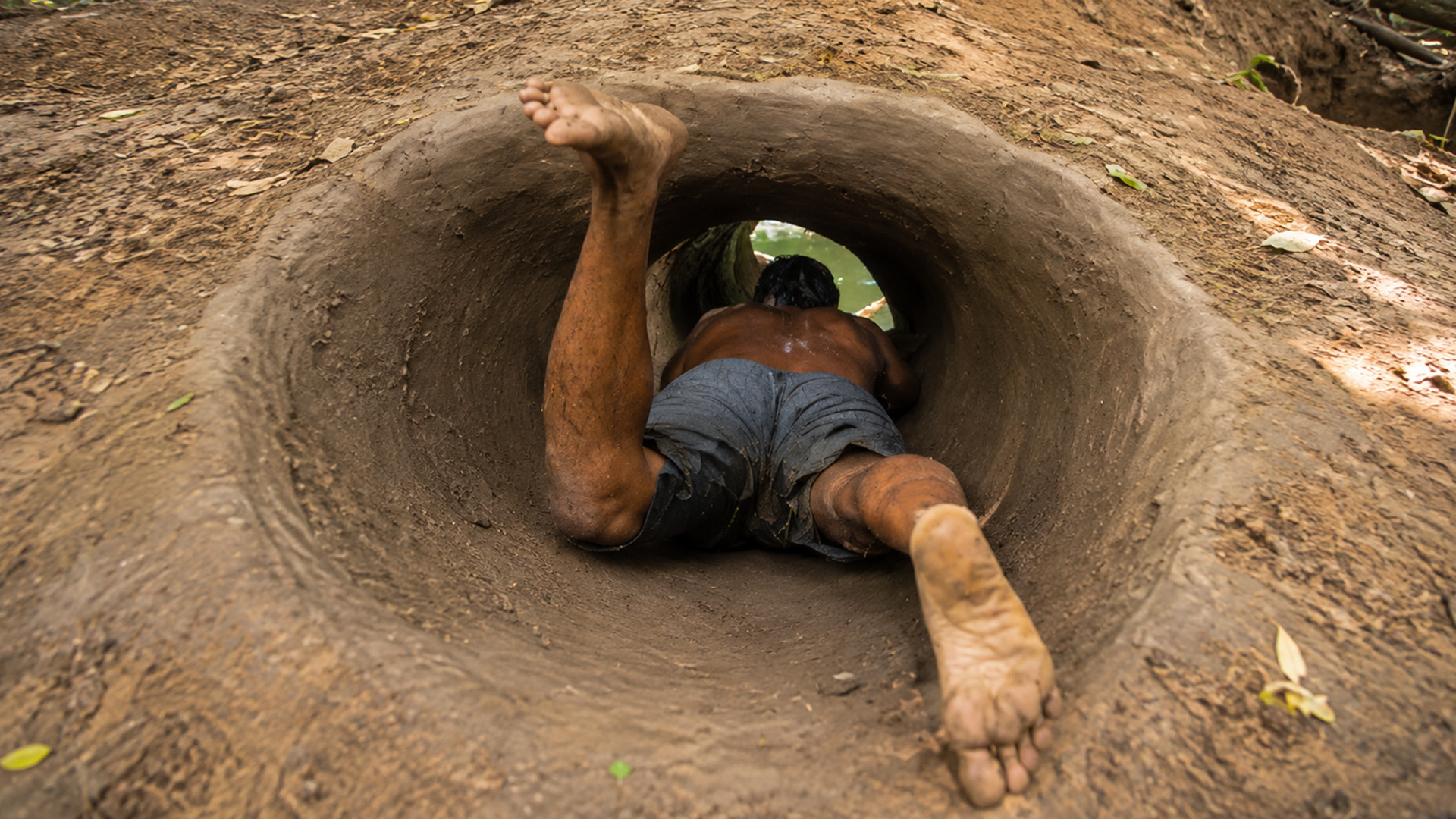 Building the most secret underground tunnel swimming pool house
