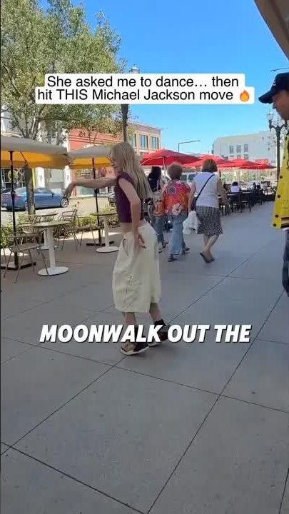Michael Jackson moonwalk dance tutorial!