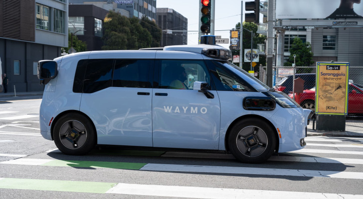 3,200 Chinese-built EVs landed in LA for Waymo's robotaxis — the same cars Americans can't buy. Is it legal?