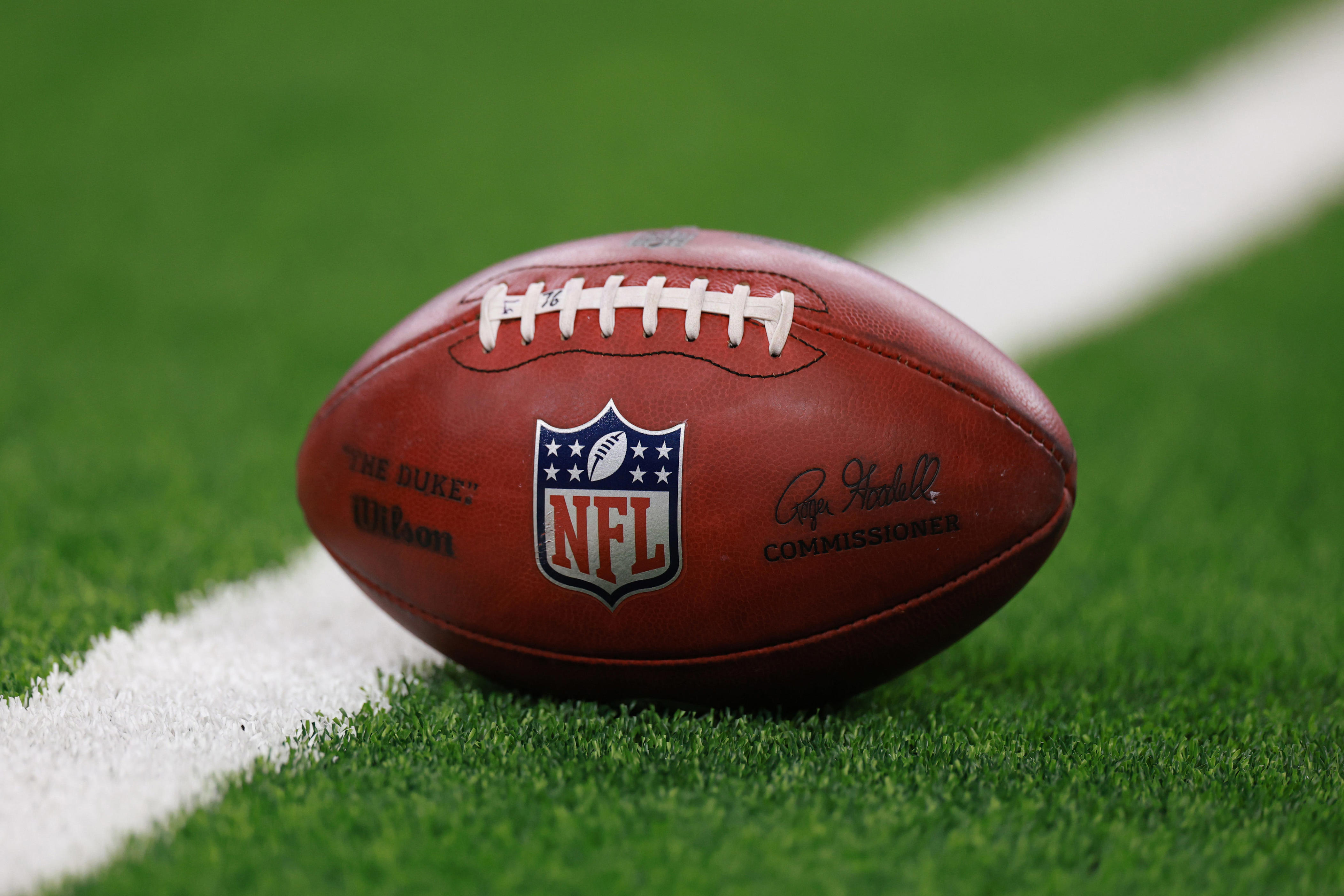 When are NFL roster cuts? What to know about 53-man roster deadline