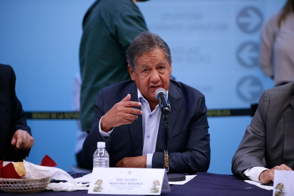 Higinio Martínez fue elegido por Morena como su propuesta para presidir la Mesa Directiva del Senado, mientras Fernández Noroña rechazó el acuerdo de la bancada. Foto: @higinio_mtz