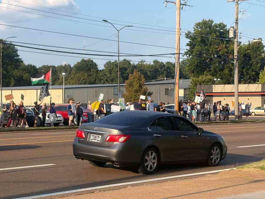 Mayor says MPD didn't carry out ICE raid, protestors gather