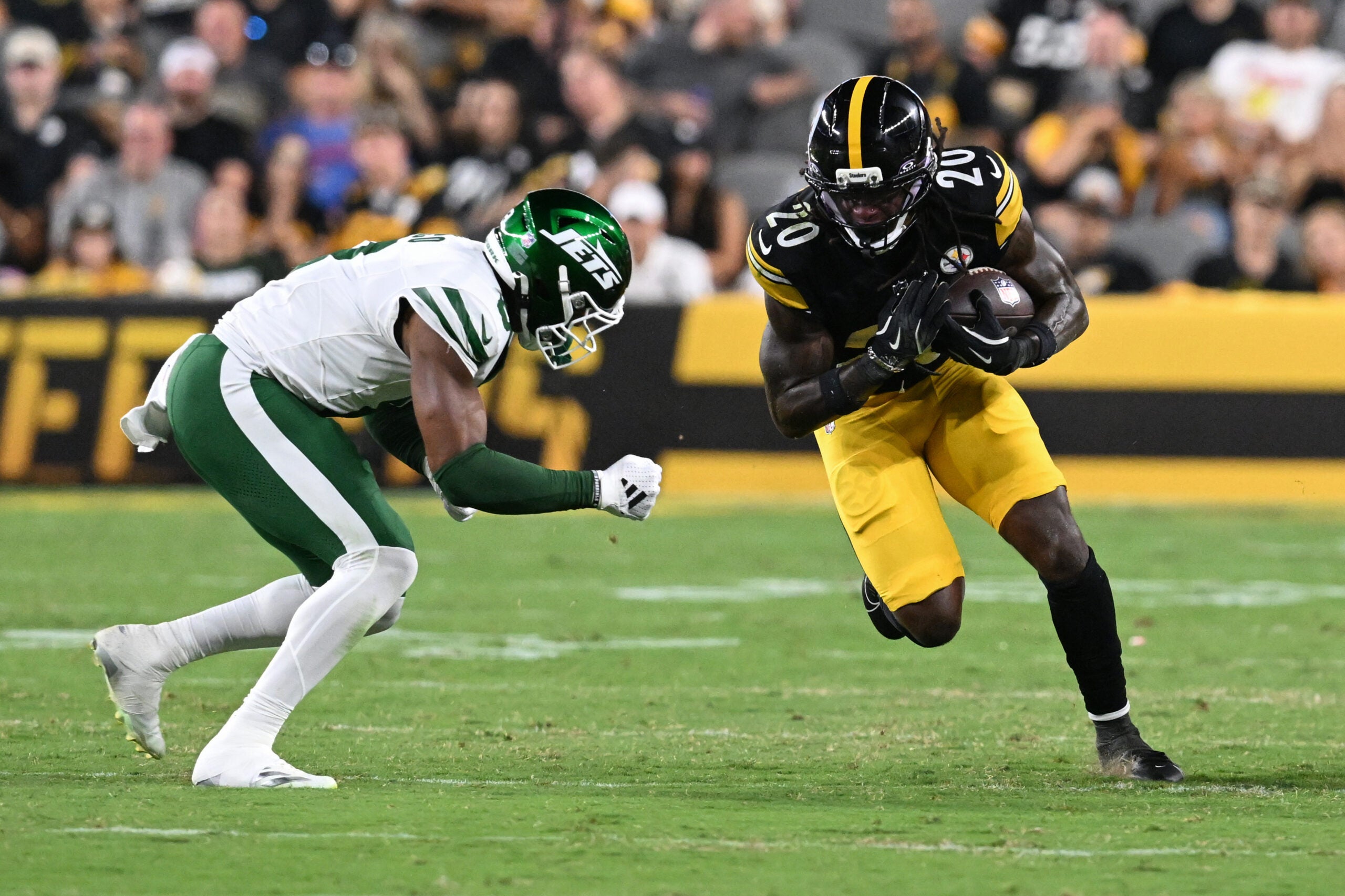 grading-the-trade-steelers-send-kaleb-johnson-literally-and
