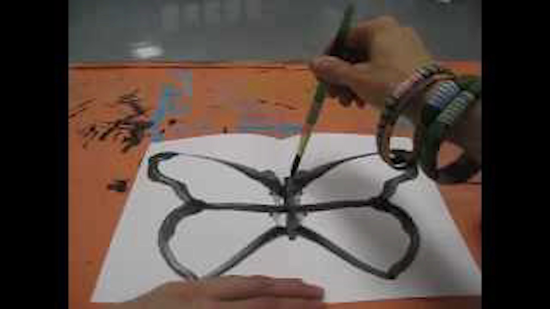 Symmetrical butterfly prints for kids: Easy art and craft activity