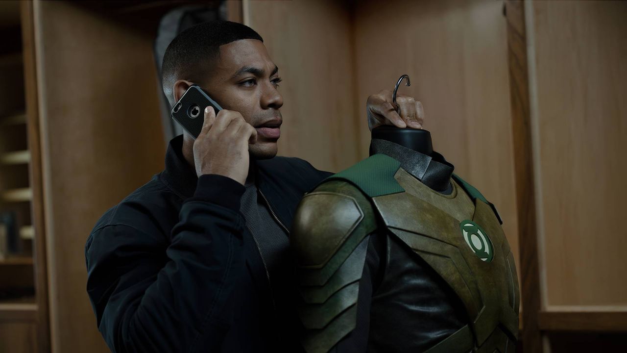Lanterns' dark new origin story for John Stewart changes comics canon in a big way