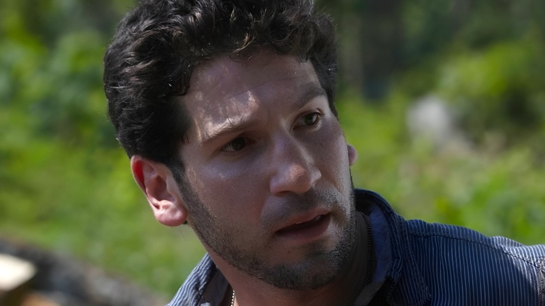 Before The Walking Dead, Jon Bernthal was in a forgotten sitcom with a Modern Family star