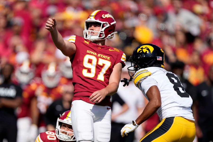 Murphy's law: Hawkeyes chase breakthrough; Cyclones protect progress