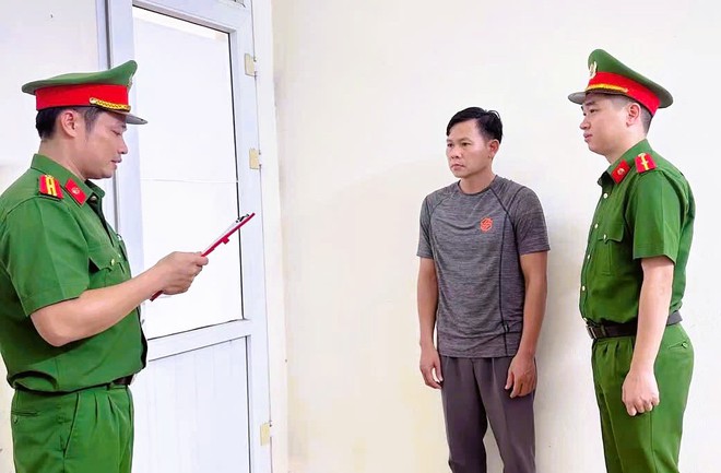 Tạm giữ người đàn ông đánh thiếu niên 16 tuổi tại phòng gym