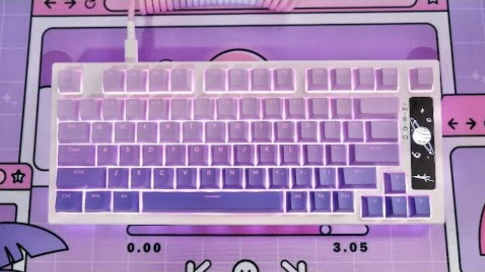 Yunzii YZ75 mechanical keyboard with purple gradient keycaps
