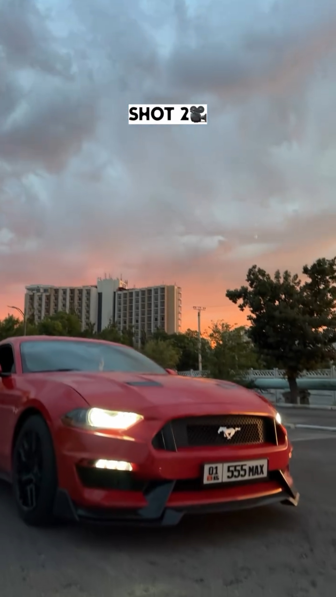 How to edit seamless sky transitions in Filmora Mobile