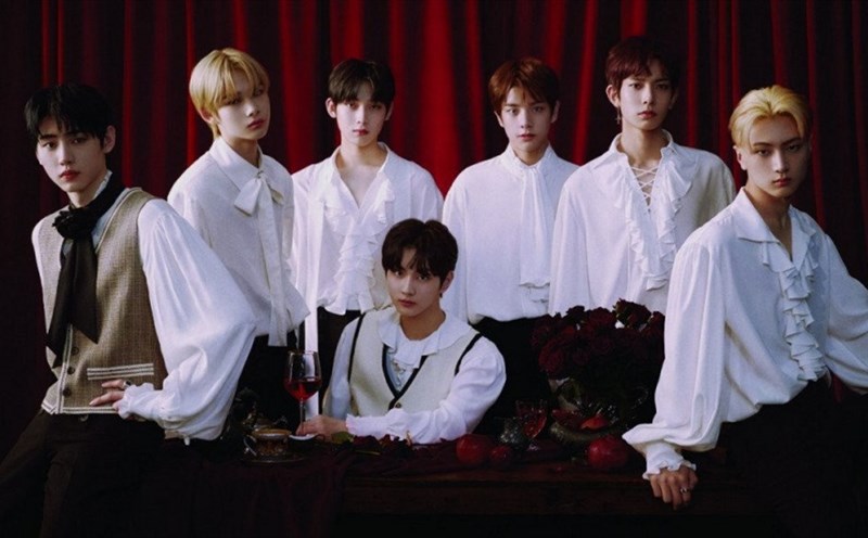 ENHYPEN lần đầu thống trị Billboard 200 với album mới