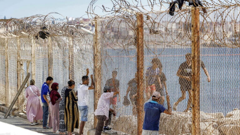 L'Italia proroga di 15 giorni lo stop di Schengen con la Spagna