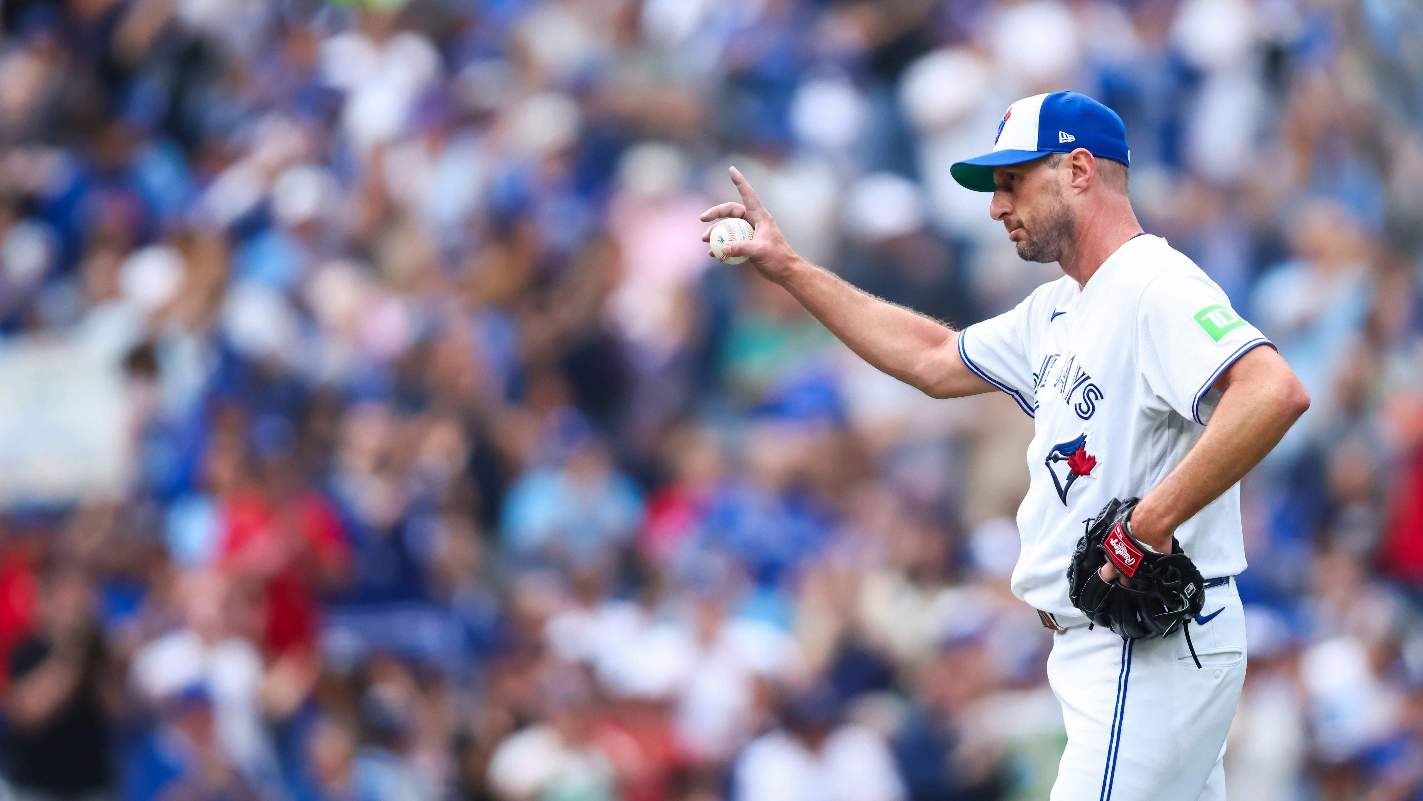 Max Scherzer reacts to moving past Gaylord Perry on MLB K list